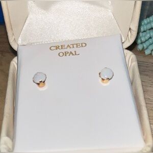 Opal Stud Earrings - Classic Round Design